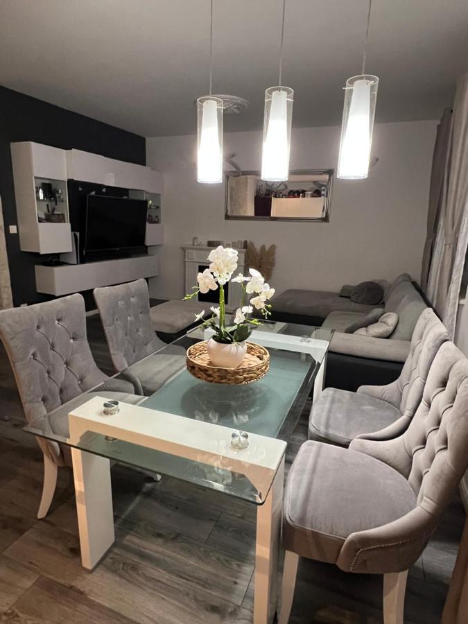 Apartment Anachi Split Bagian luar foto