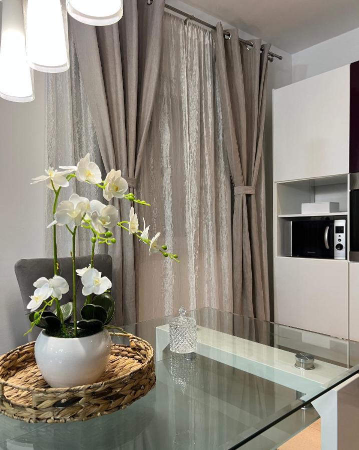 Apartment Anachi Split Bagian luar foto