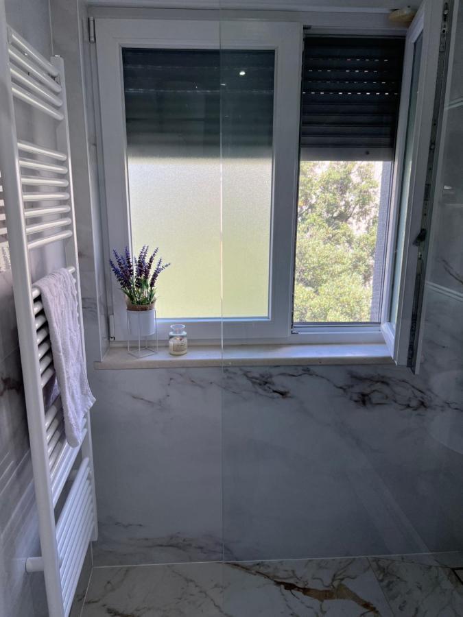 Apartment Anachi Split Bagian luar foto