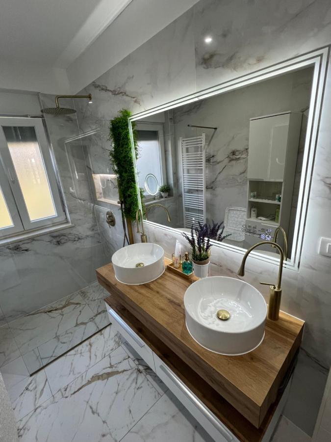 Apartment Anachi Split Bagian luar foto