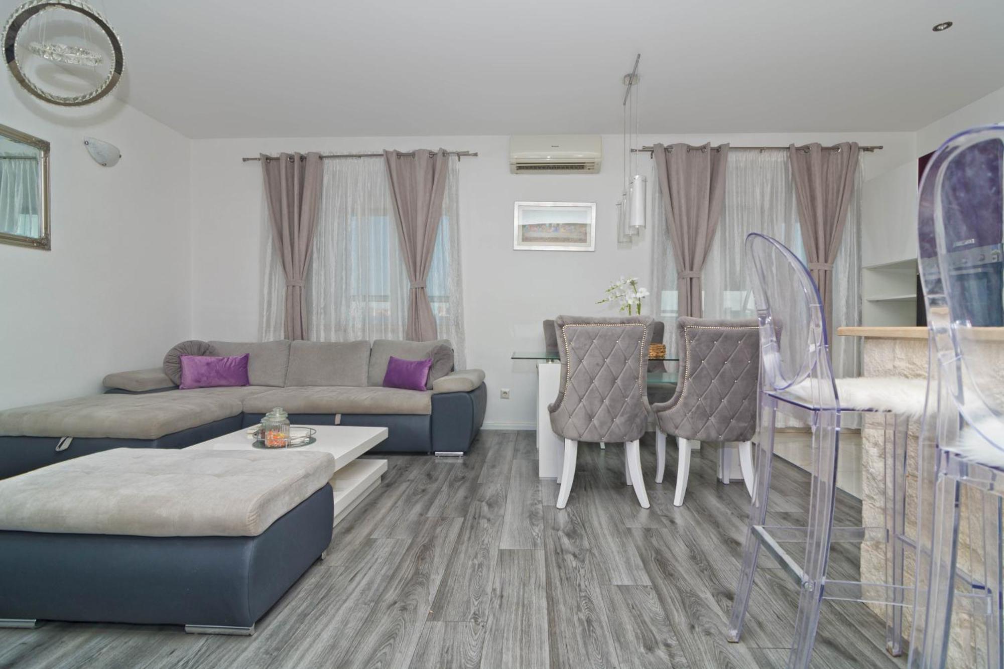 Apartment Anachi Split Bagian luar foto